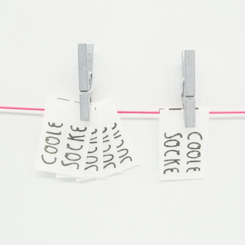 WOVEN LABEL COOLE SOCKE Garantierte Lieferung