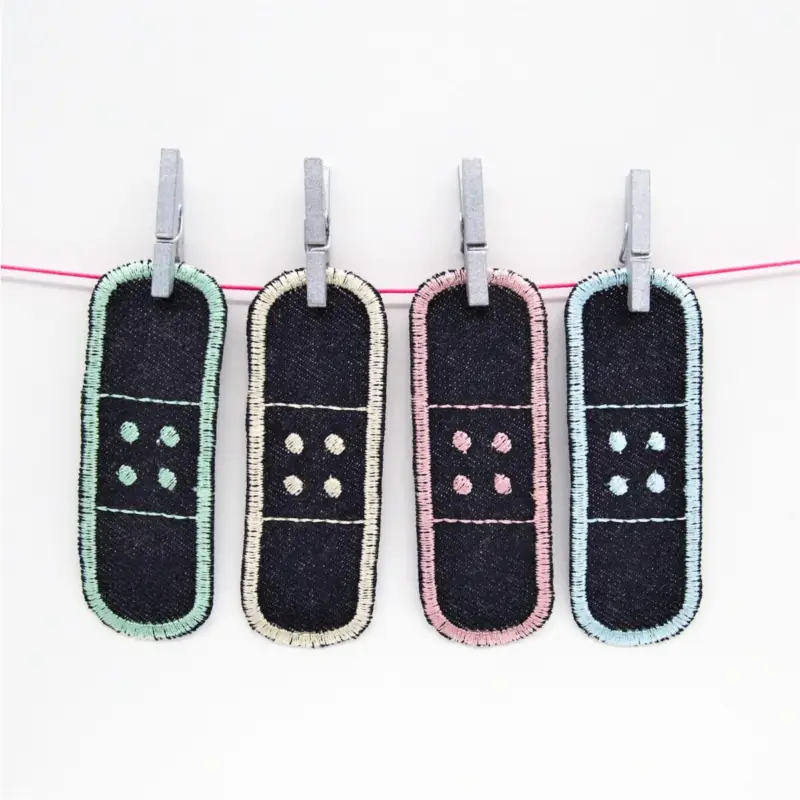 EMBROIDERED PATCH SET BAND AID PASTEL (4pcs.) Jetzt Kaufen