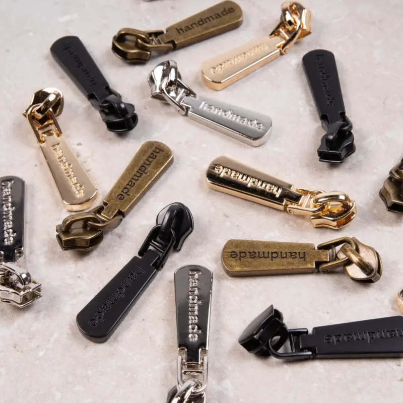 Preisreduziert METALLIC SLIDER FOR ZIPPER HANDMADE
