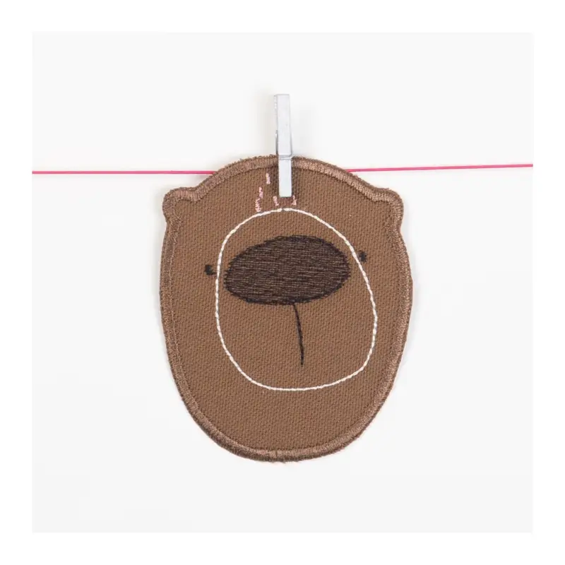 Markenware EMBROIDERED KNEE PATCH BÄR