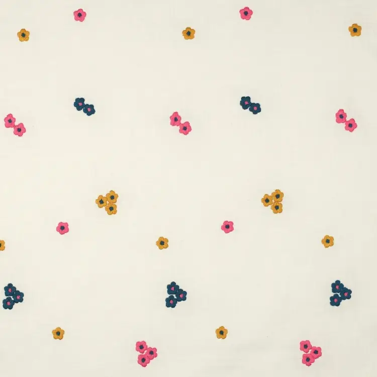 Baumwoll Voile Stickerei Flowers, wollweiß Saisonangebot