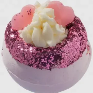 Must-Have Badebombe Sugar Plum Fairy Bath Blaster 160g von Bomb Cosmetic