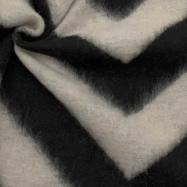 Solange Der Vorrat Reicht Strick Wollmix "Chevron Zick-Zack" Farbe Schwarz-Ecru