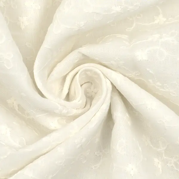 100% Baumwollstoff bestickt "Blumenranken 2" Farbe Ecru Zertifiziert