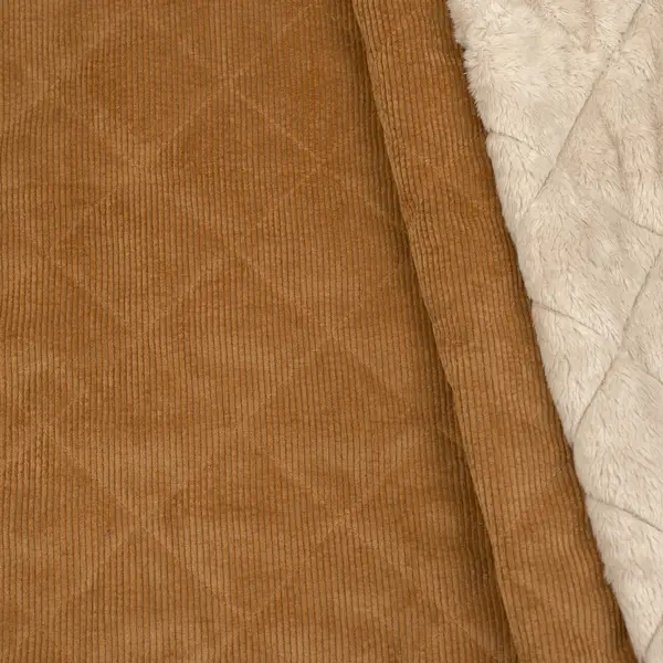 Saisonangebot 3,00 Meter - Cord Steppstoff "Quadrate" mit Fellrückseite Farbe Reh-Braun